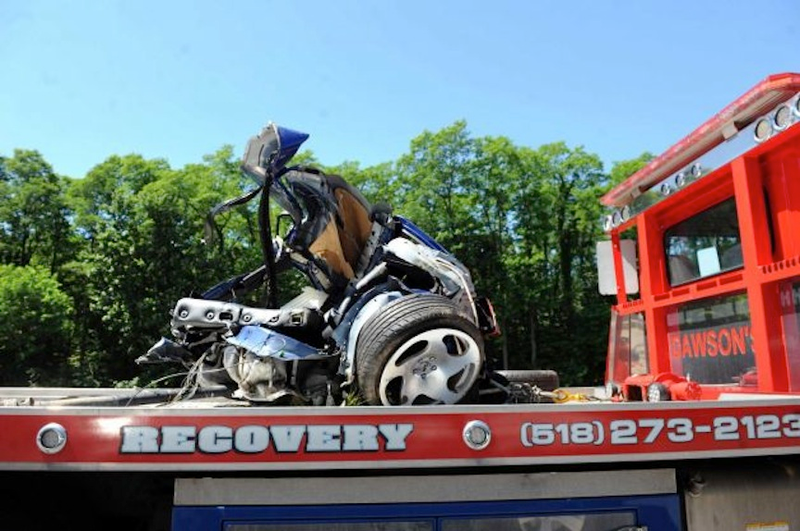 Illustration for article titled Over 140mph + Drunk = Everyone Dead But Driver